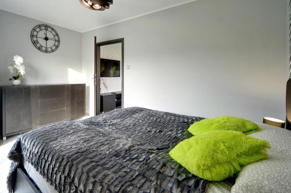 Image 7 of Apartament Sun & Ski Willa K2 Black & White