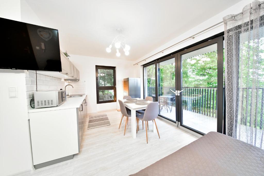Image 1 of Apartament Szarotka – Apartamentuj