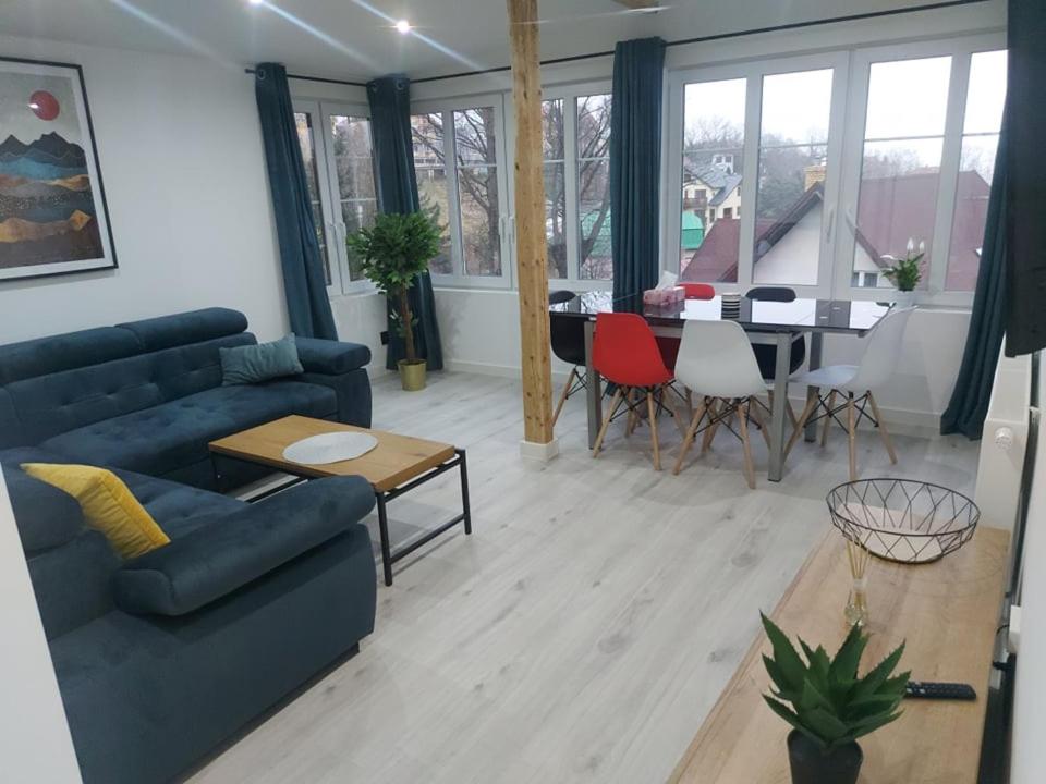 Image 1 of Apartament na zakręcie