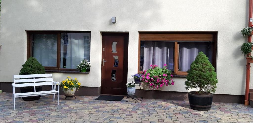 Image 1 of Apartament wSPAniały.