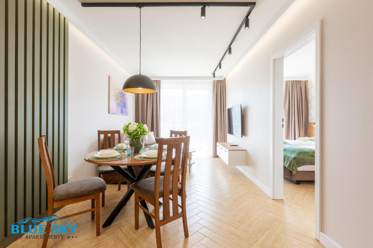 Image 2 of Apartamenty BlueSky Kąpielowa 5B – z widokiem na góry, blisko wyciągów i szlaków turystycznych