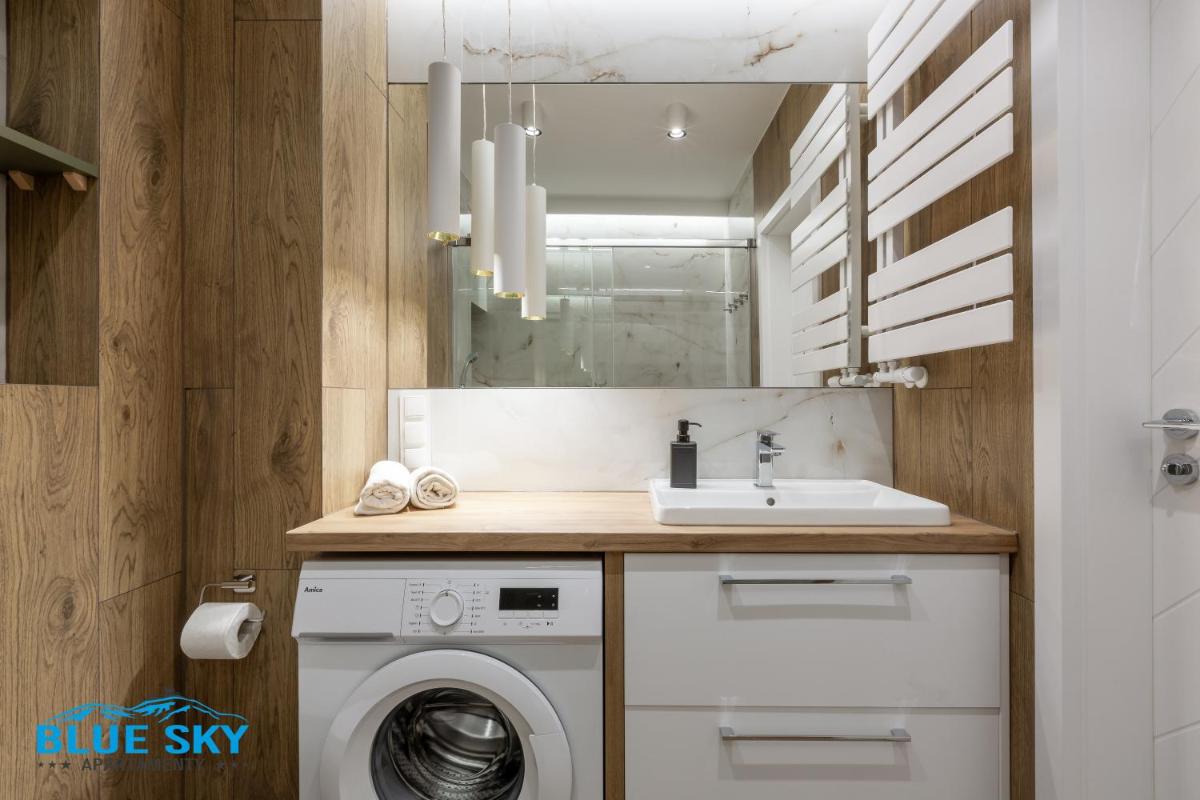 Image 3 of Apartamenty BlueSky Kąpielowa 5B – z widokiem na góry, blisko wyciągów i szlaków turystycznych