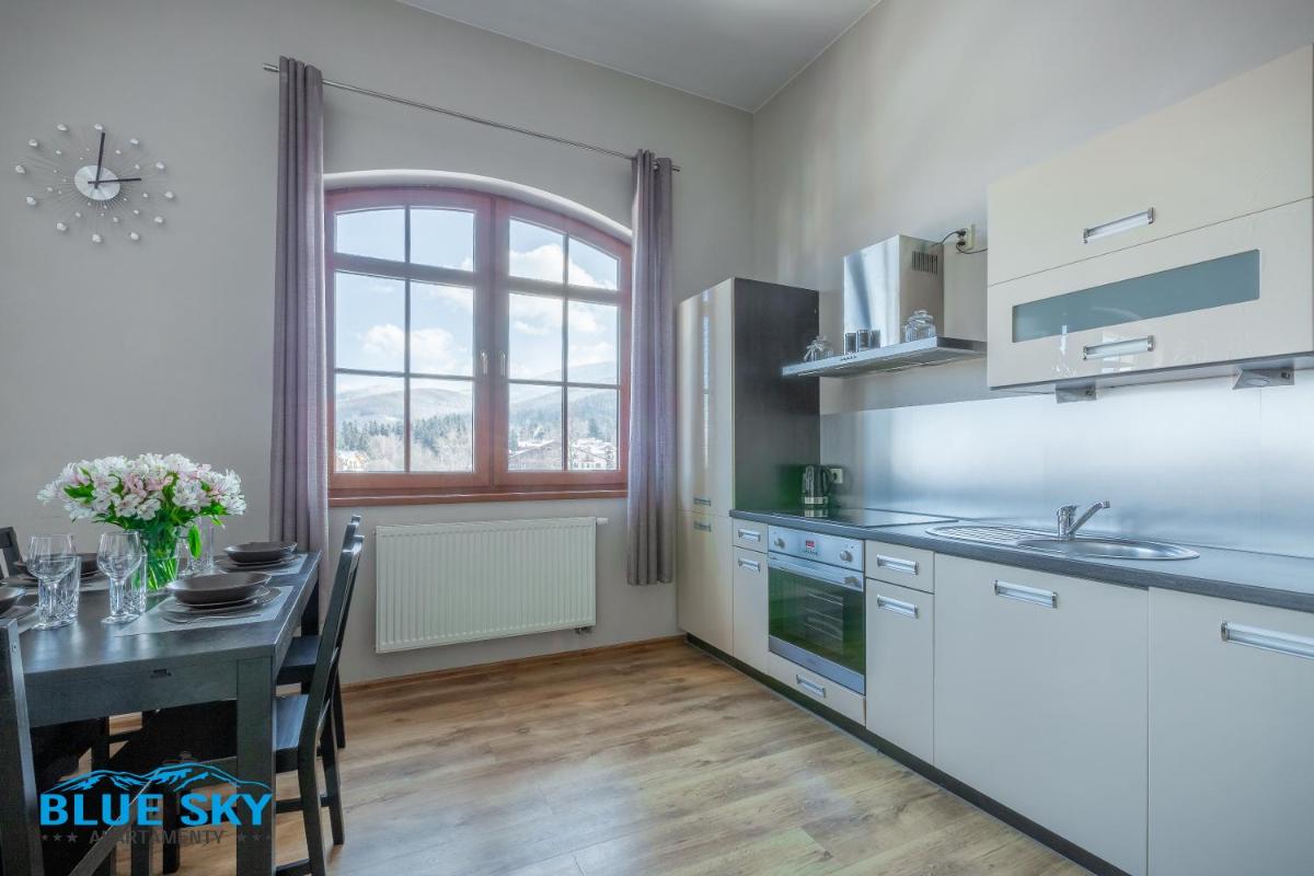 Image 4 of Apartamenty BlueSky Obrońców Pokoju 1D- centrum, blisko deptaka, restauracji i atrakcji Karpacza