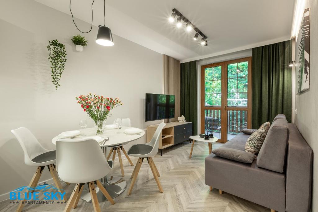 Image 1 of Apartamenty BlueSky – Nad Łomnicą 14 – centrum Karpacza, blisko deptaka