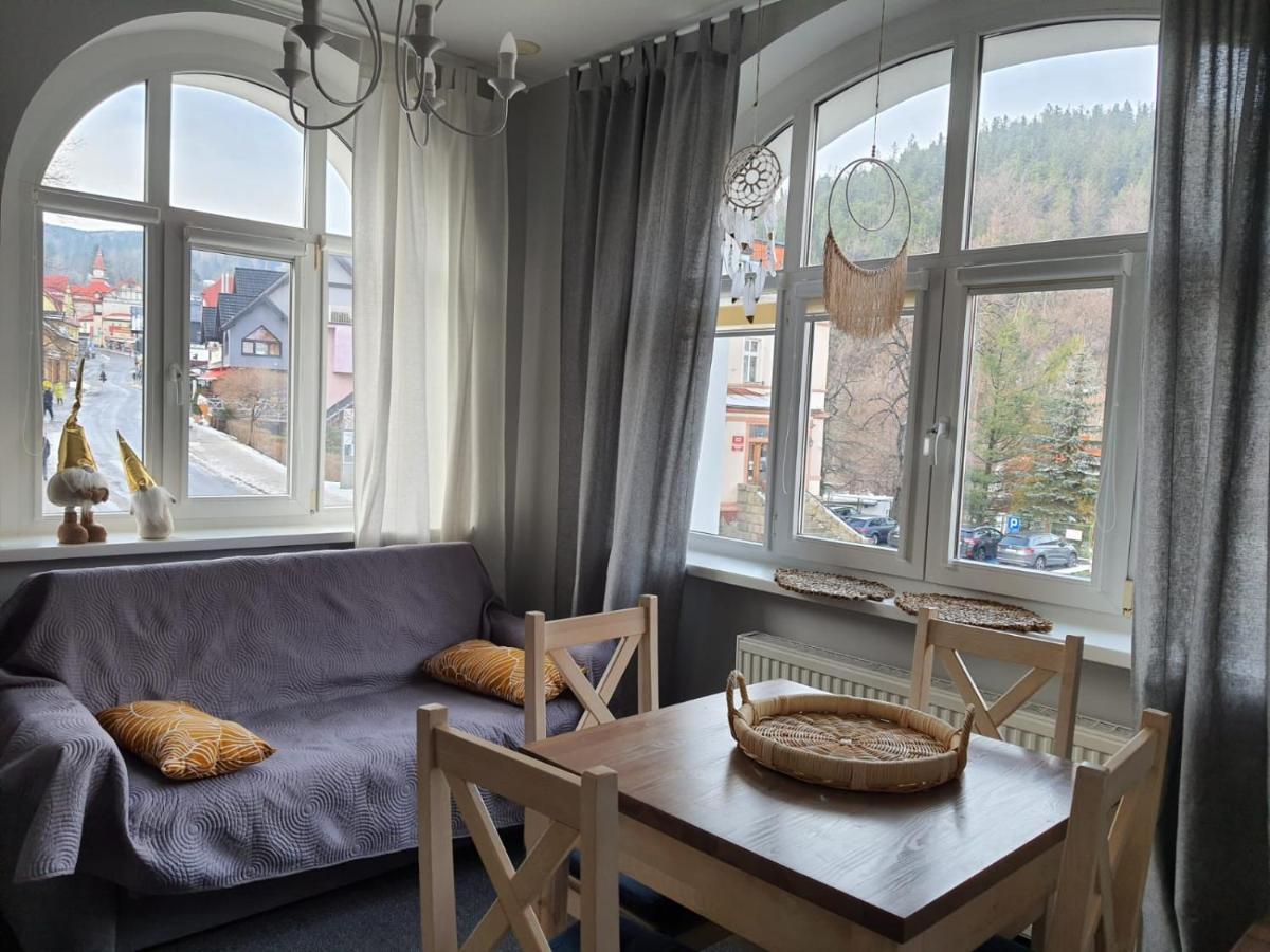 Image 3 of Apartamenty Deptak – w centrum Karpacza, parking w cenie!