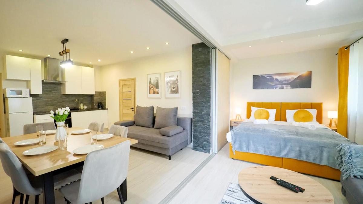 Image 4 of Apartamenty EverySky – Karkonoska 30