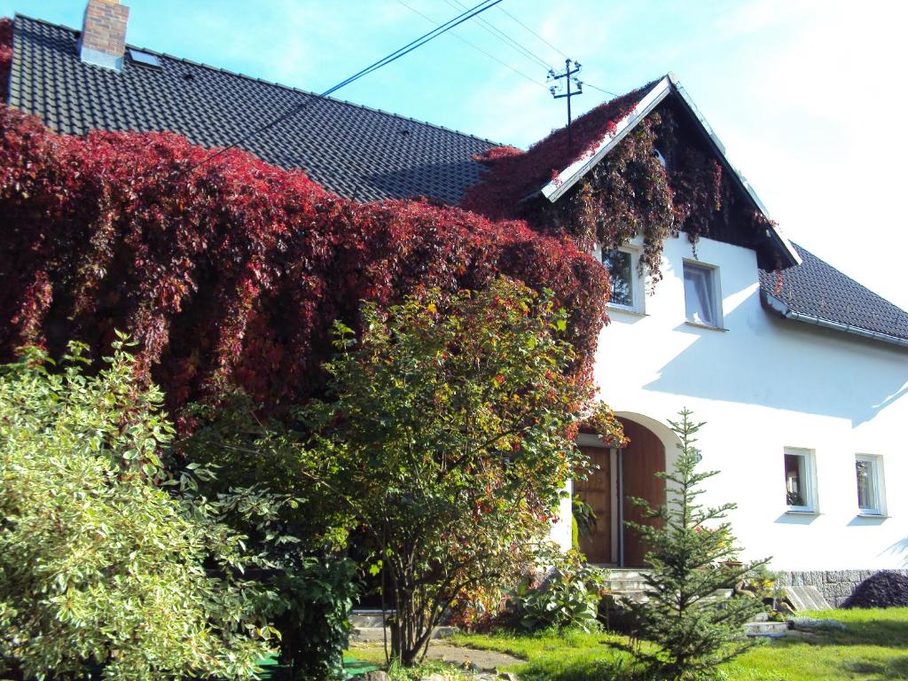 Image 1 of Apartamenty – Stara Stajnia – Na krańcu Świata