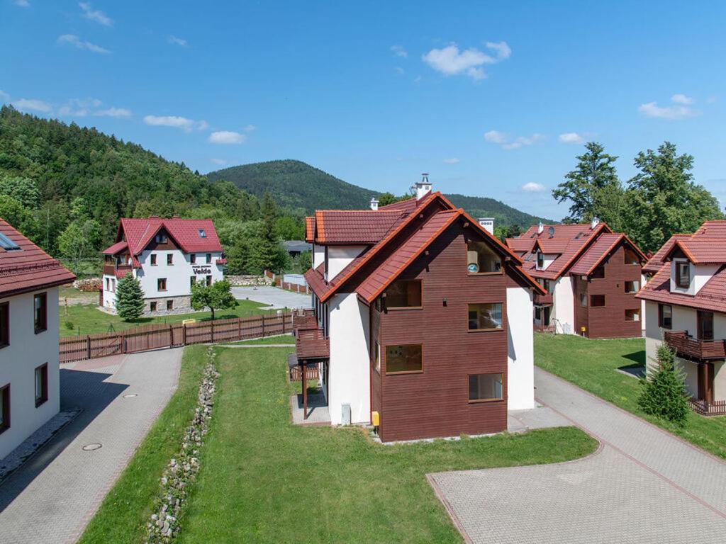 Image 1 of Benedenverdieping van Lomniczka