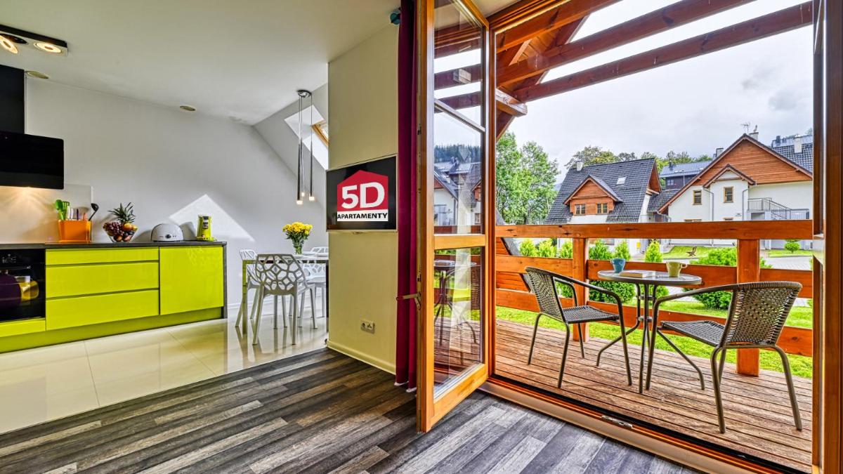 Image 4 of Domek na Myśliwskiej z 3 sypialniami – 5D Apartments