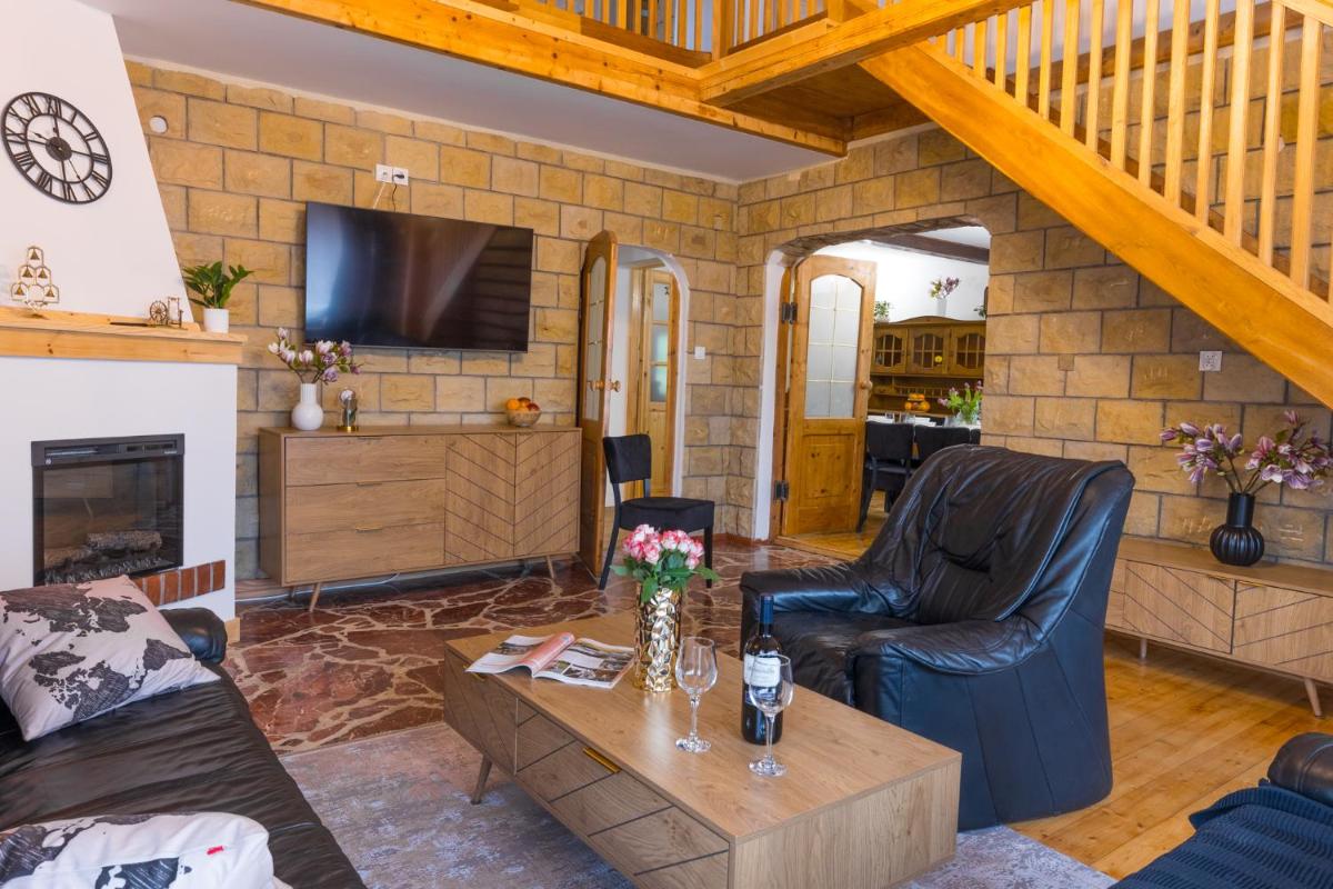 Image 5 of Family House Rosa