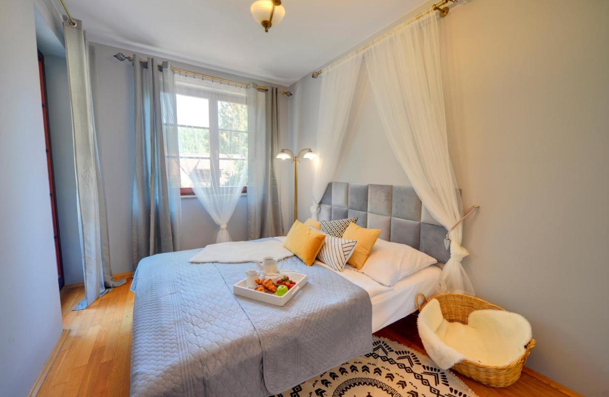 Image 2 of Funkcjonalne i Stylowe Apartamenty Sun Seasons 24 w Karpaczu by Noclegi Renters