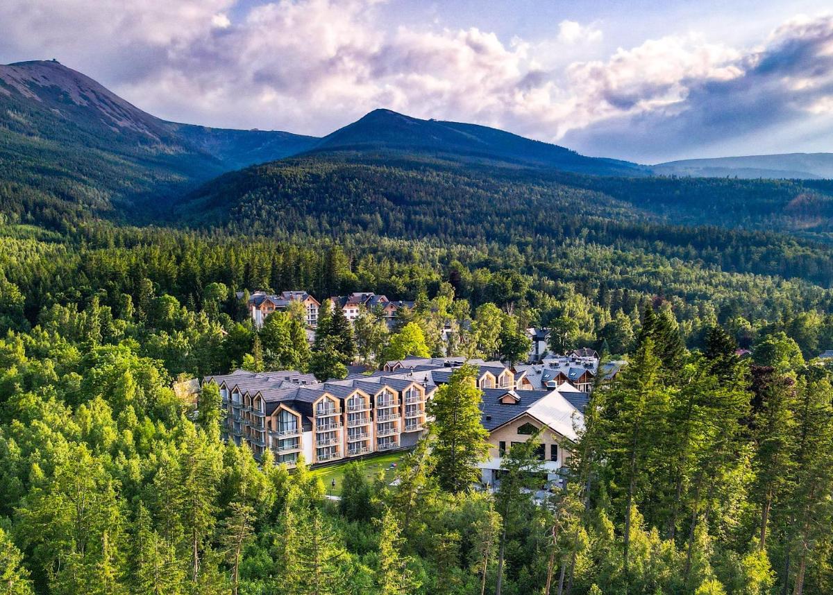 Image 2 of Green Mountain 5* Hotel