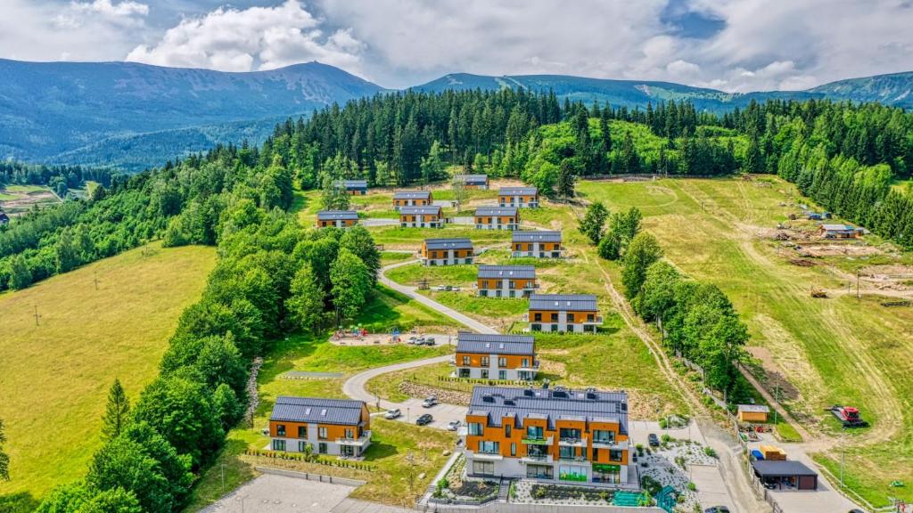 Image 1 of Hillside VIP Residence III – domki przy wyciągu – by Royal Aparts