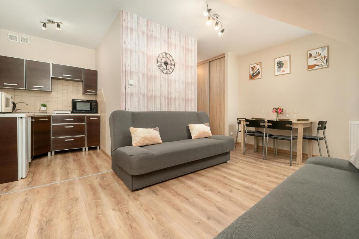 Image 5 of Jasne i Przytulne Apartamenty Sun Seasons 24 w Karpaczu z Parkingiem i Balkonem by Noclegi Renters