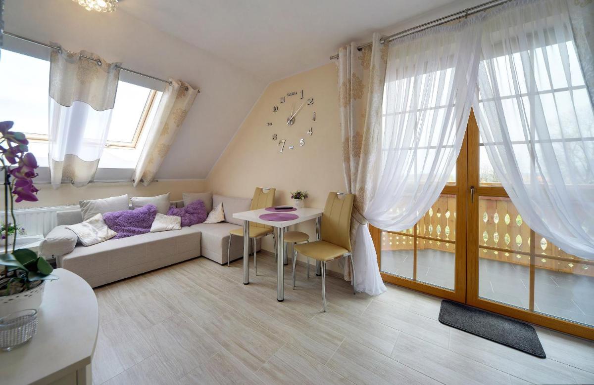 Image 2 of Nowoczesne Apartamenty Sun Seasons 24 w Karpaczu z Parkingiem by Noclegi Renters