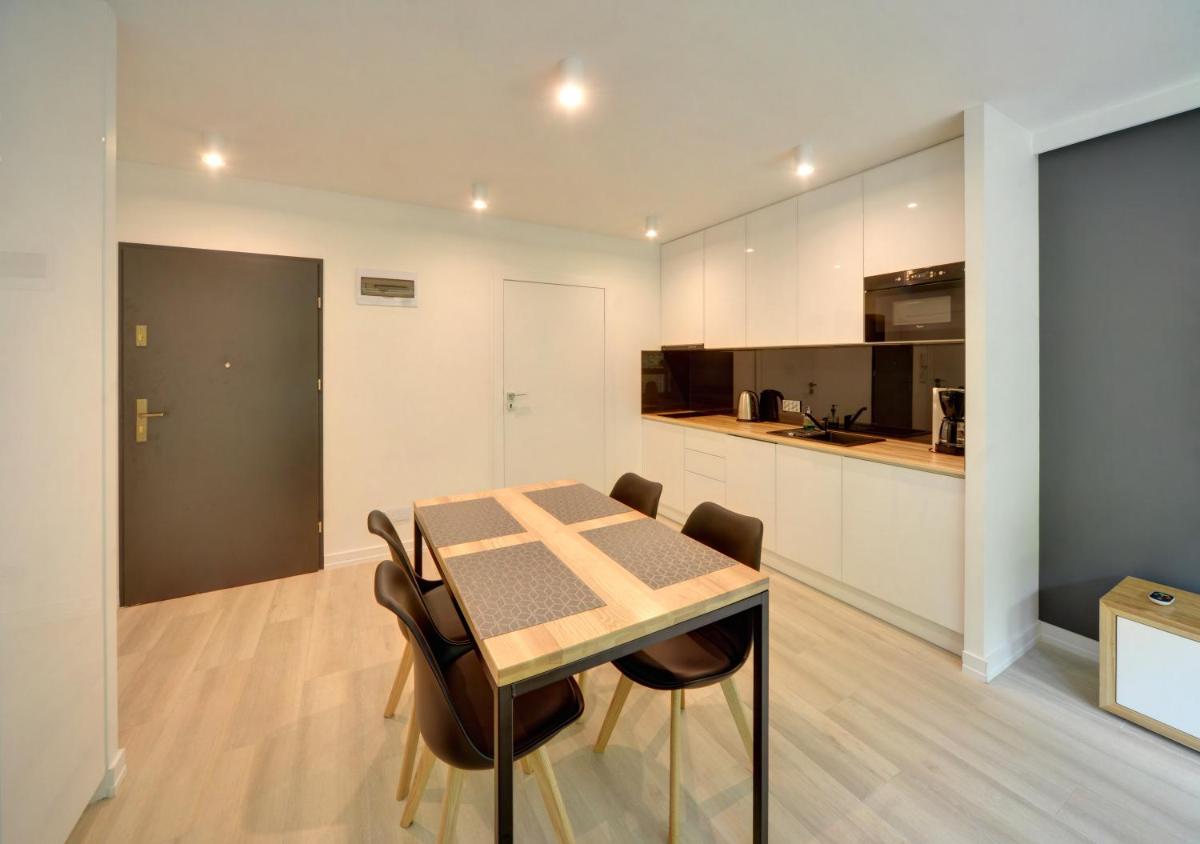 Image 4 of Nowoczesny Apartament Sun Seasons 24 w Karpaczu z Parkingiem i Balkonem by Noclegi Renters