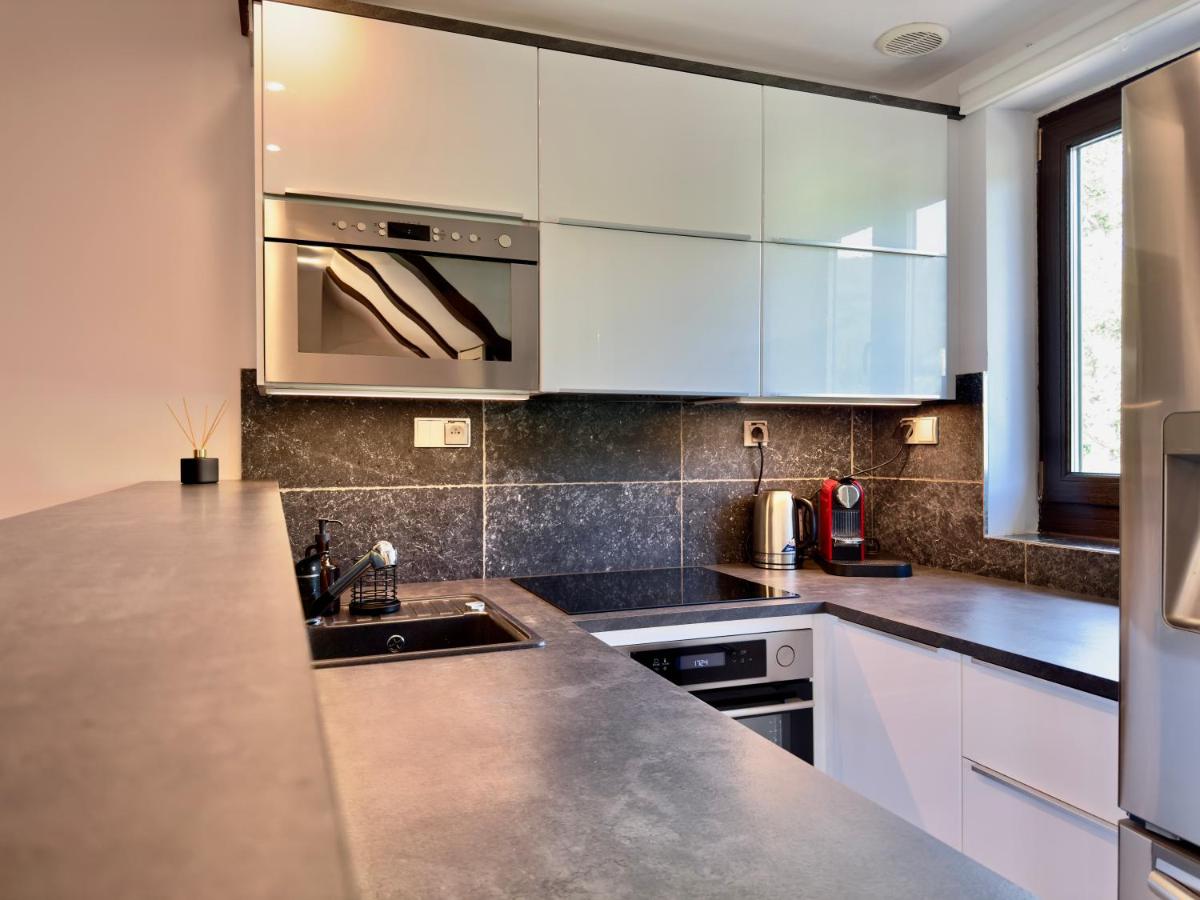 Image 4 of Okno na Śnieżkę – dwupoziomowy apartament by Przycup w Karkonoszach Apartamenty Apartament z widokiem na góry z parkingiem Apartament przy Wyciągu oraz przy Szlakach Turystycznych