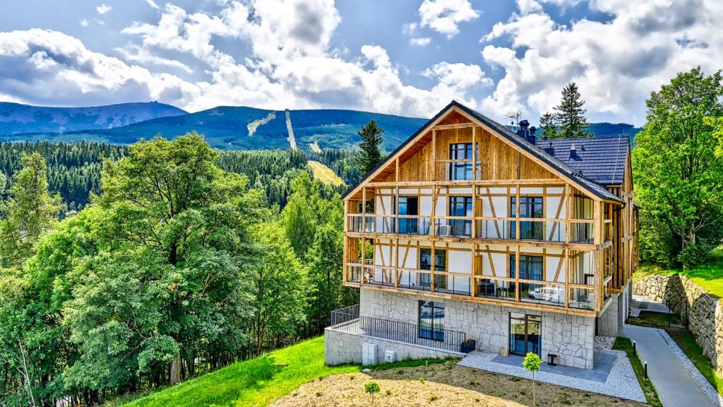Image 1 of Orlik VIP Residence by Royal Aparts – apartamenty z widokiem na Śnieżkę, blisko wyciągu i Wang