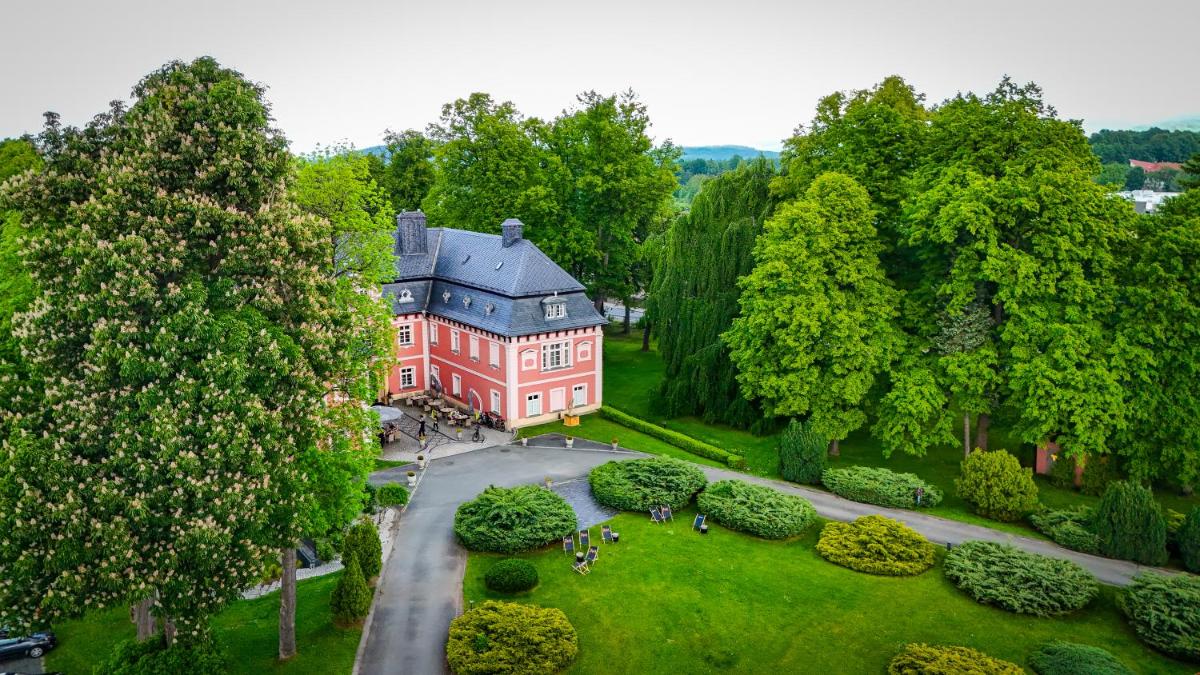Image 2 of Pałac Spiż Miłków koło Karpacza