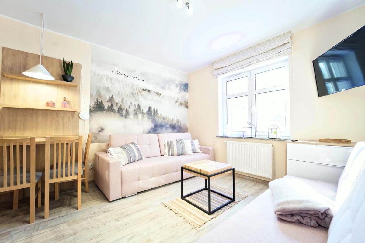Image 3 of Studio Sucha 310