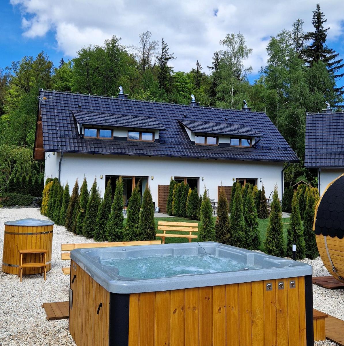 Image 4 of Widokowo – Domki z widokiem na Śnieżkę z Jacuzzi i Sauną