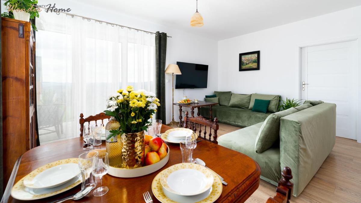 Image 3 of Wonder Home Myśliwska – Domki przy stoku Karpatka – na terenie kompleksu plac zabaw, zewnętrzna siłownia i sklep