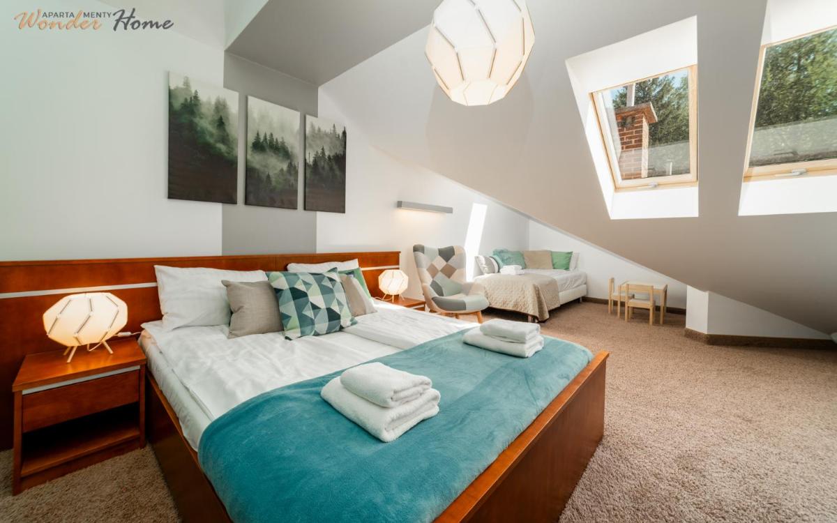 Image 2 of Wonder Home – Apartament Zaciszny z kominkiem i widokiem na Śnieżkę, blisko stoku, centrum i aquparku