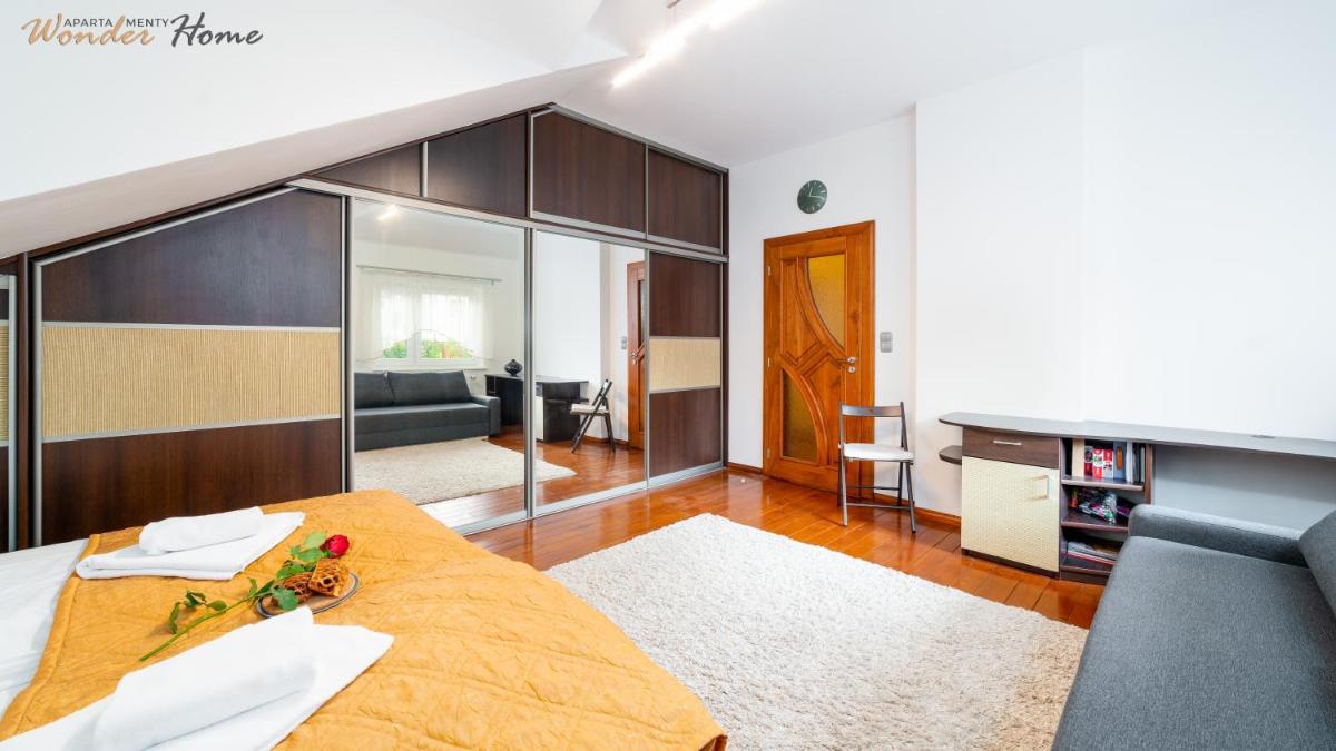 Image 2 of Wonder Home – Apartament blisko centrum Karpacza, w cichej i zielonej okolicy