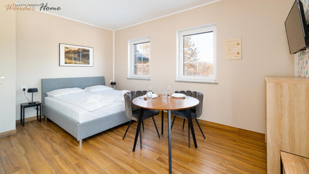 Image 7 of Wonder Home – Apartamenty Halo Karkonosze z ogrodem, sezonowym basenem, placem zabaw i widokiem na Śnieżkę – zlokalizowane blisko Karpacza