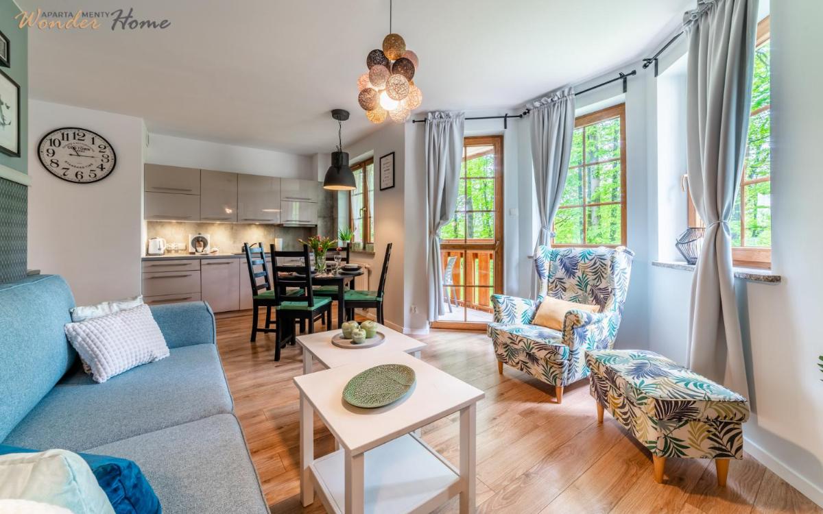Image 4 of Wonder Home – Apartamenty Leśny Dom z balkonami, niedaleko centrum, w cichej okolicy