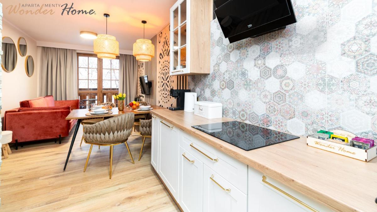 Image 2 of Wonder Home – Apartamenty Leśny Dom z balkonami, niedaleko centrum, w cichej okolicy