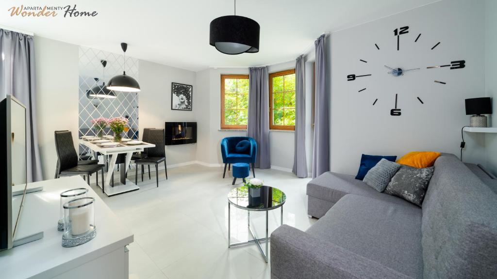 Image 1 of Wonder Home – Apartamenty położone blisko deptaka, licznych restauracji i sklepów