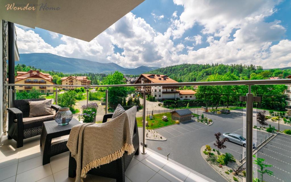 Image 1 of Wonder Home – Apartamenty z balkonami, blisko centrum Karpacza, stoku i aquaparku