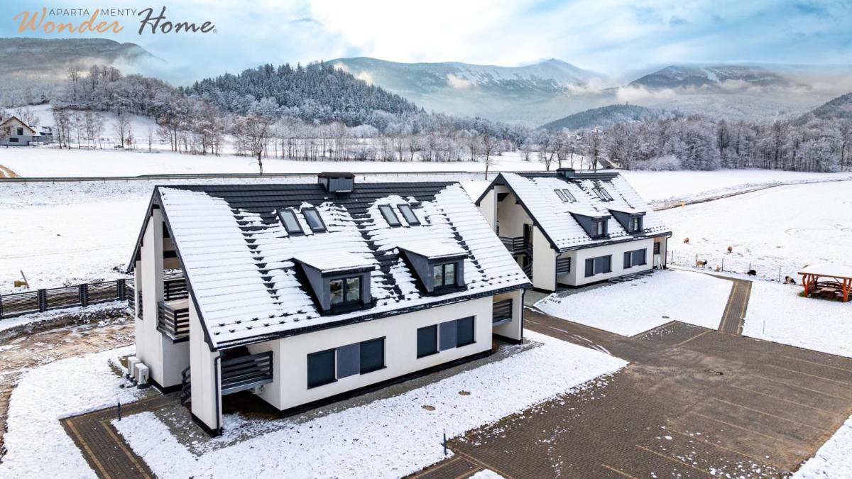 Image 6 of Wonder Home – Domek Sielsko Czarodziejsko blisko Karpacza, z widokiem na góry i tarasem