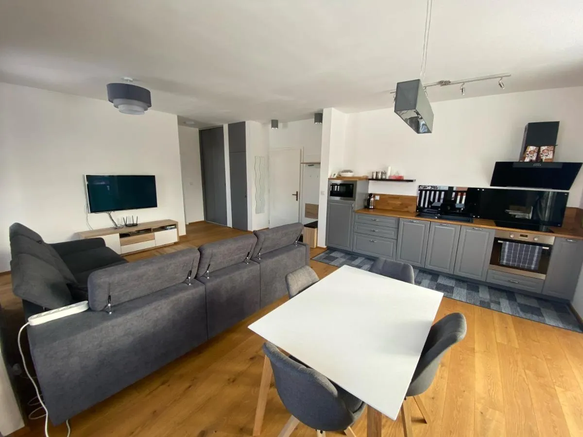 Image 6 of 3 Sosny Apartments – Suite 1