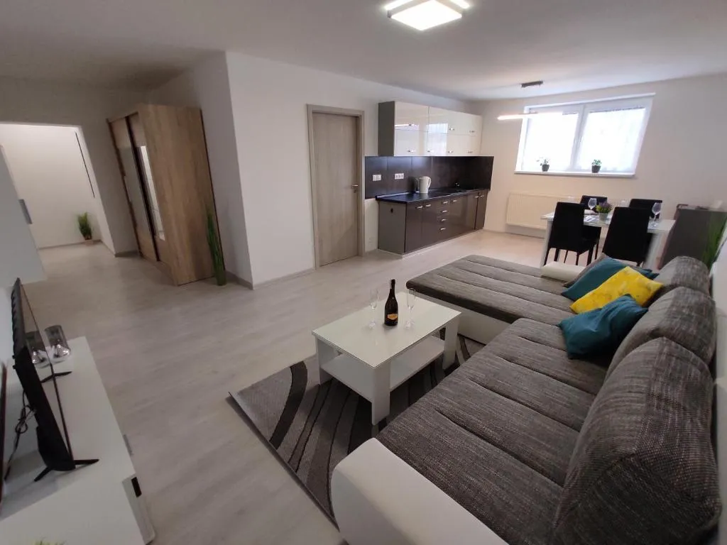 Image 1 of APARTMÁNY BYTČA