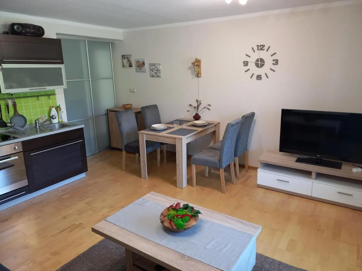 Image 2 of Apartman Tatry