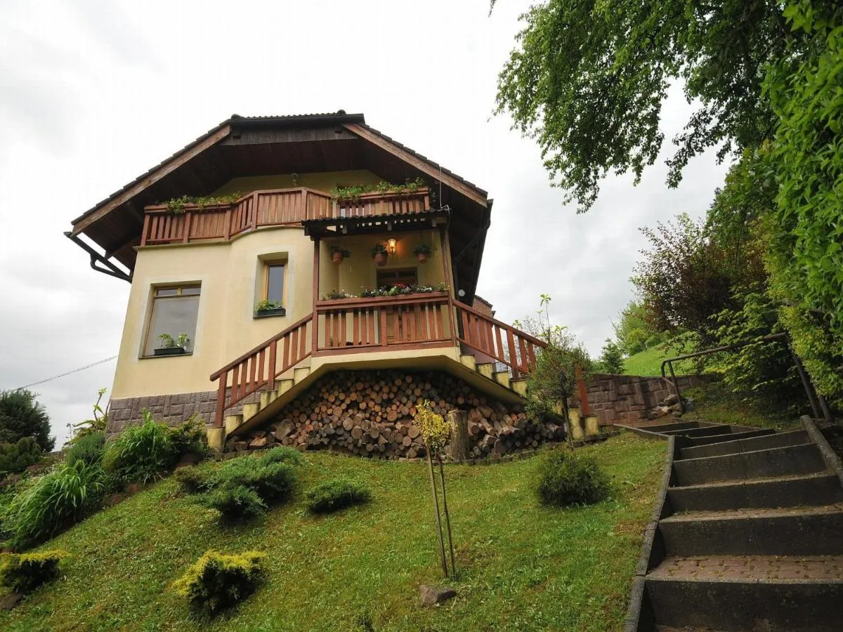 Image 3 of Apartmán u Šárky