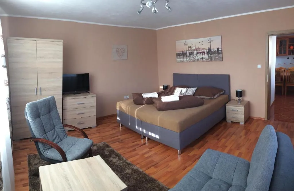 Image 1 of Apartmány u Galandu
