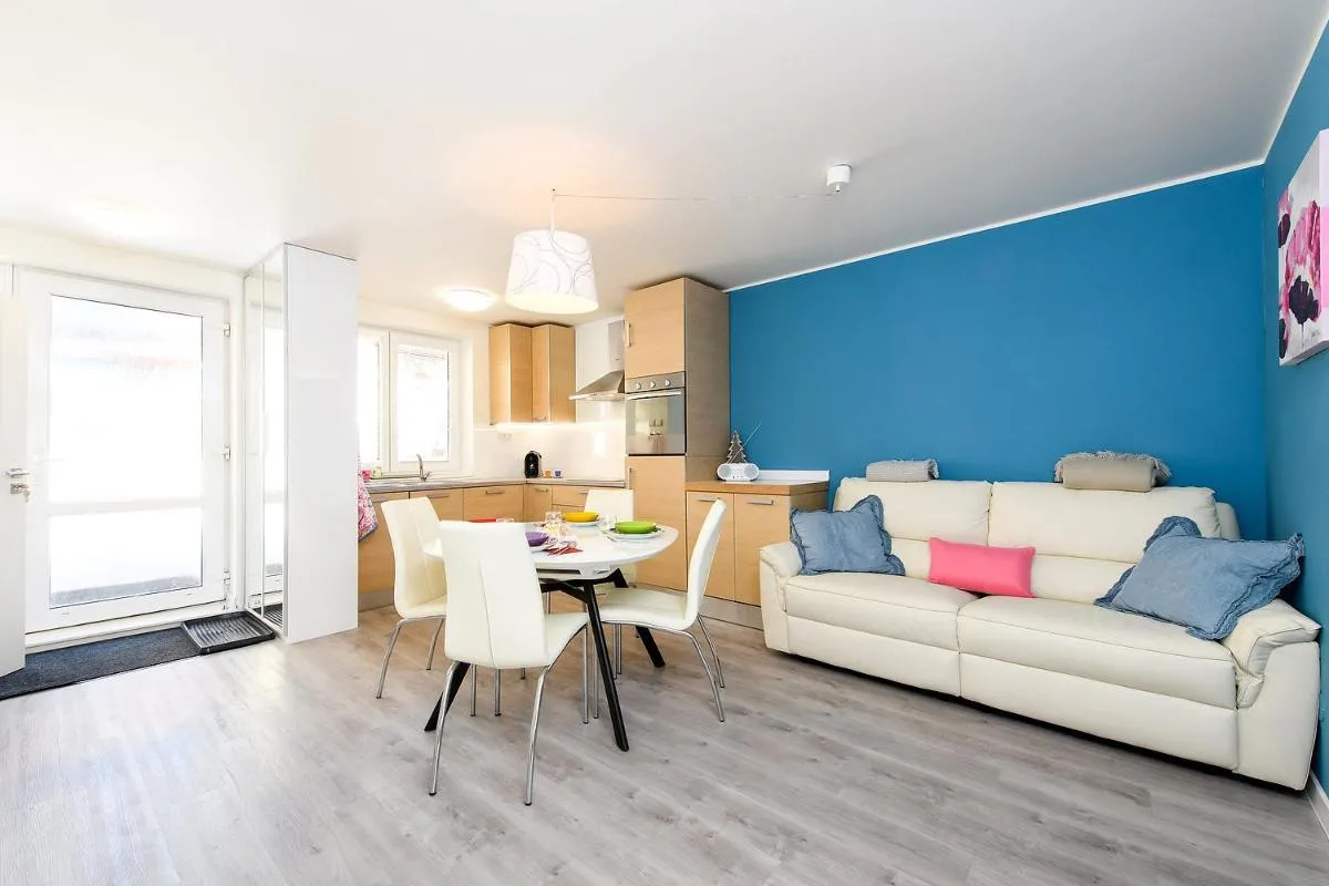 Image 2 of Apartment Carlo 7D