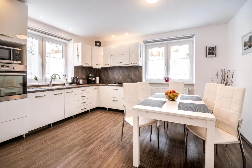 Image 1 of Apartment Gudi