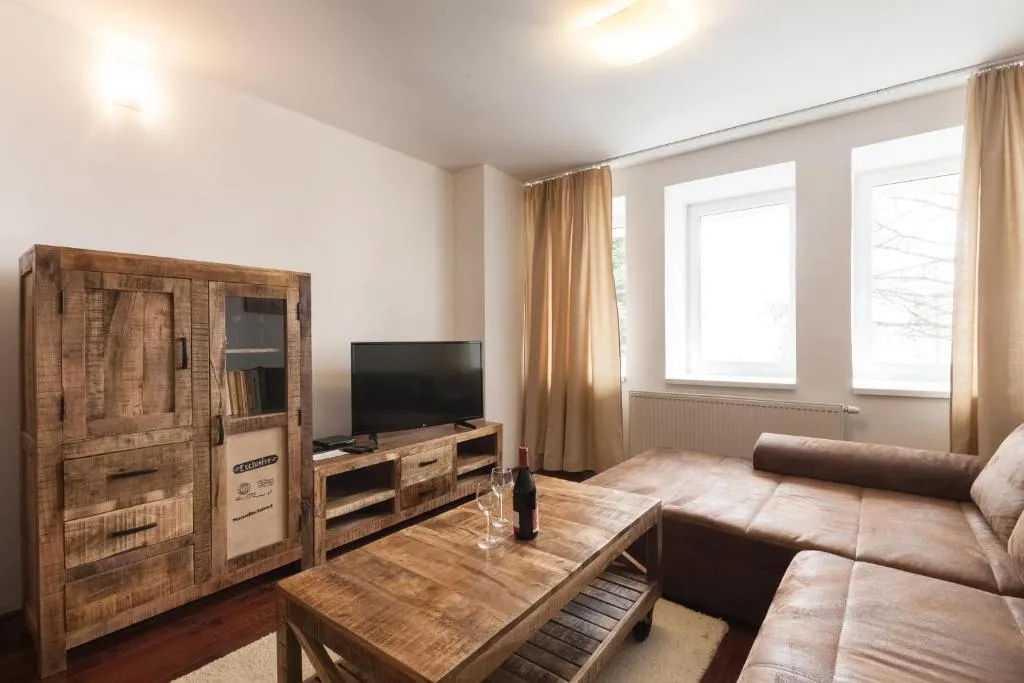 Image 1 of Apartment SnowWhite