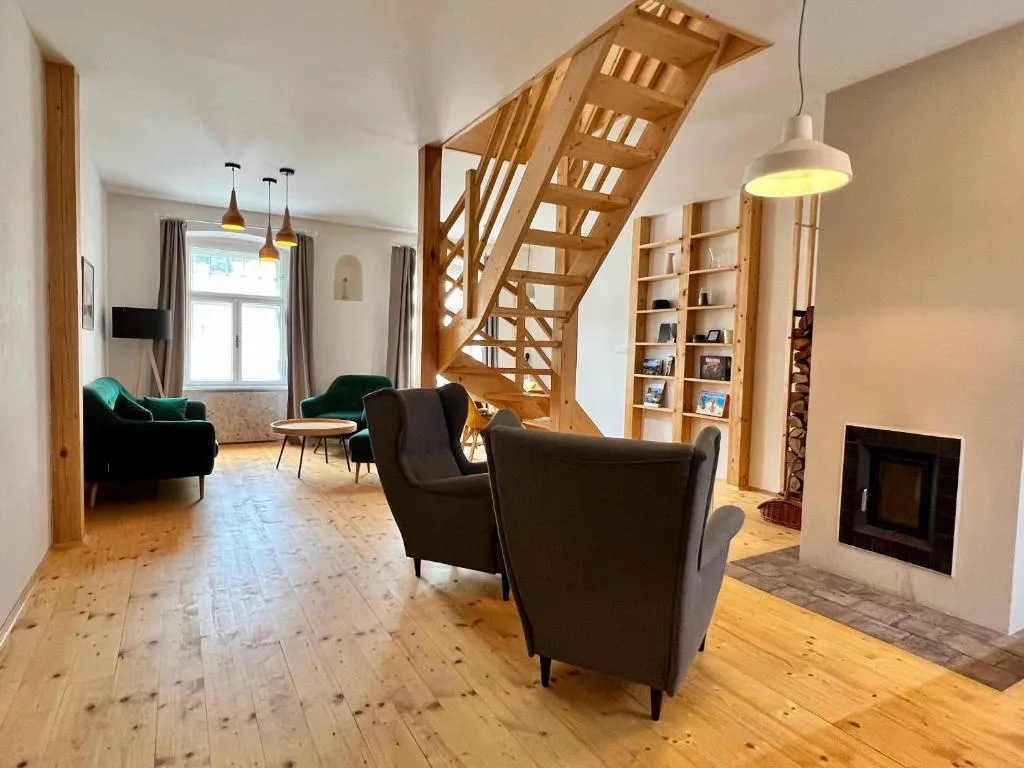 Image 1 of Apartment Trotuar