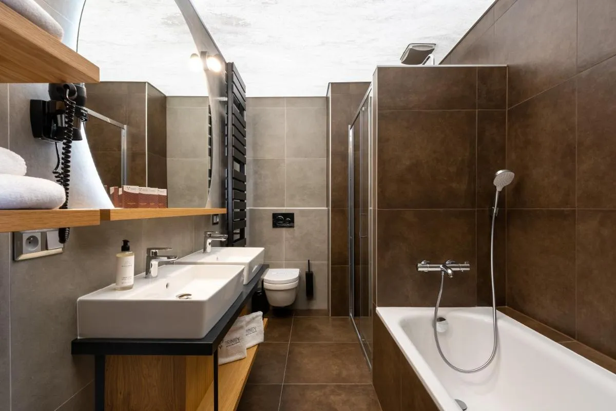 Image 4 of Atrium Hotel – Family friendly
