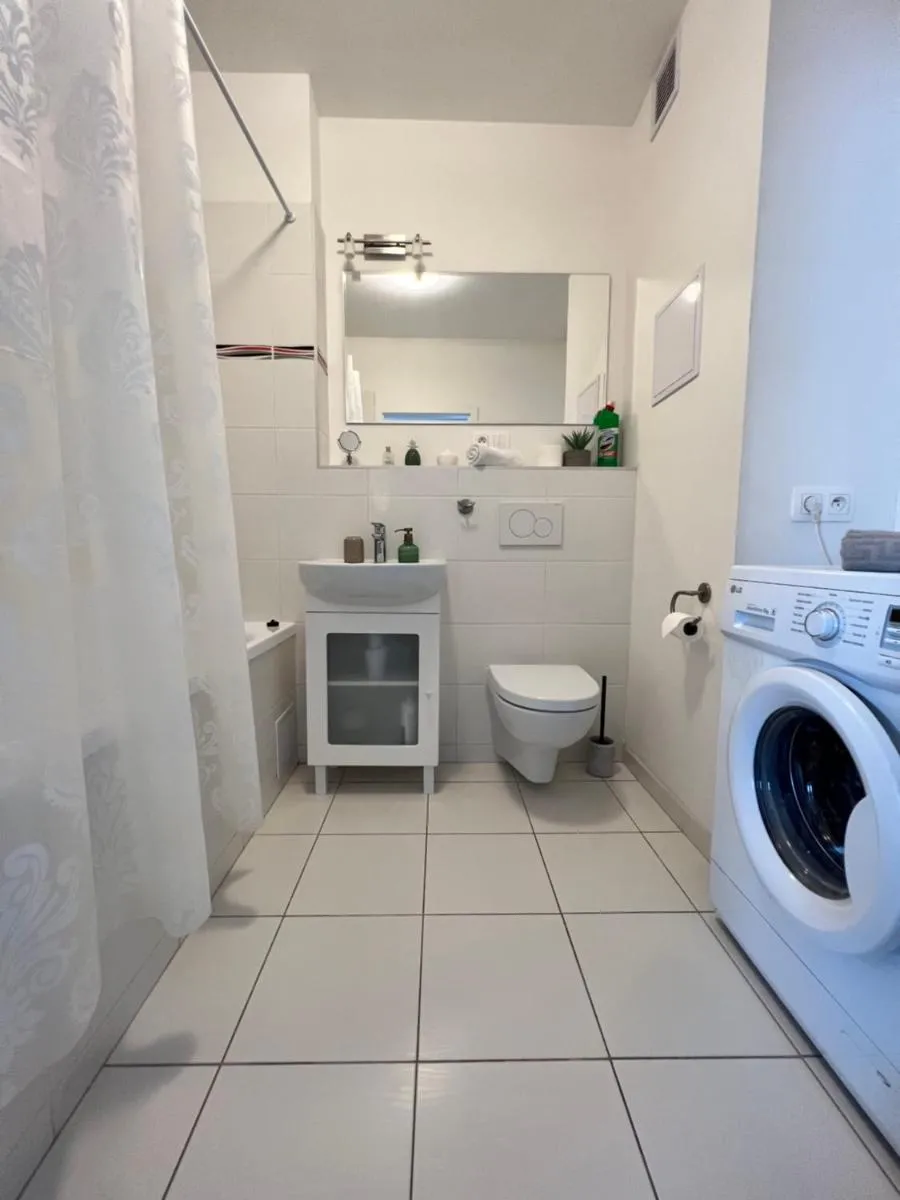 Image 7 of BL-Apartment-Lenkas, 24Hrs-Self check-in, free private parking, close to city centre