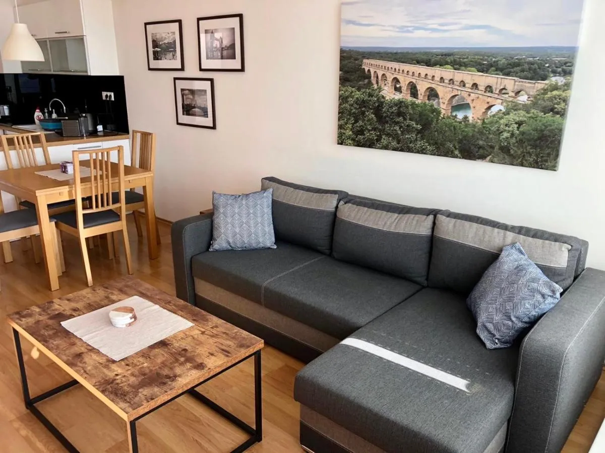Image 6 of BL City View Apartment, 24Hrs-Self check in, private parking, beautiful city view, close to city centre