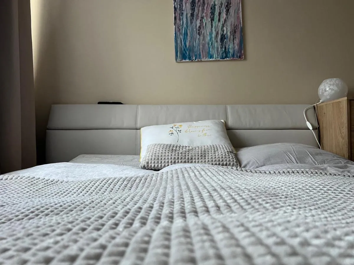 Image 3 of COZY apartment in GREAT location