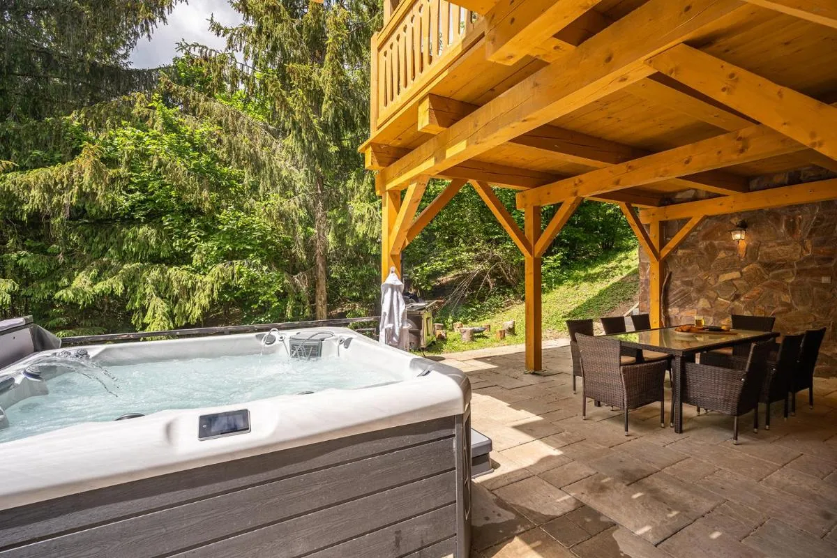 Image 3 of Chalet Tale-Pool Table-Jacuzzi-Sauna-3 Ski Resorts-Ski Jasna