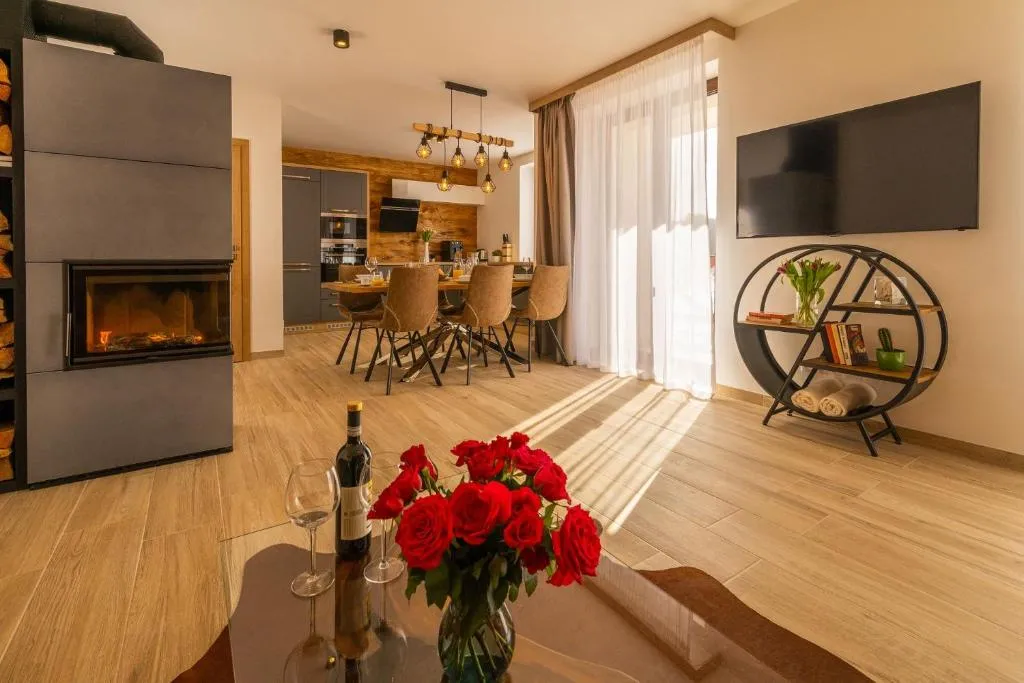 Image 1 of Chalets Gardenia