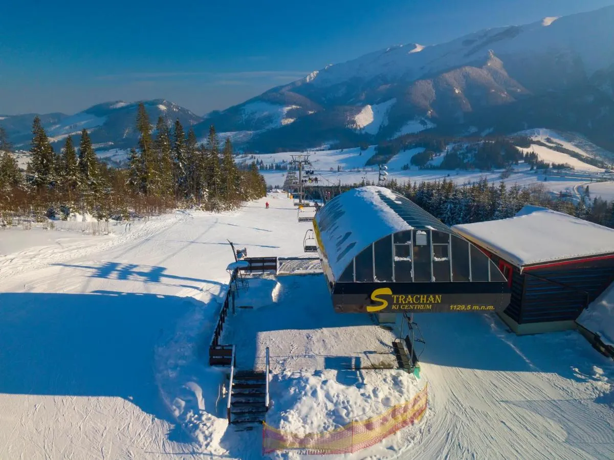 Image 3 of Chalupa Chalet Strachan